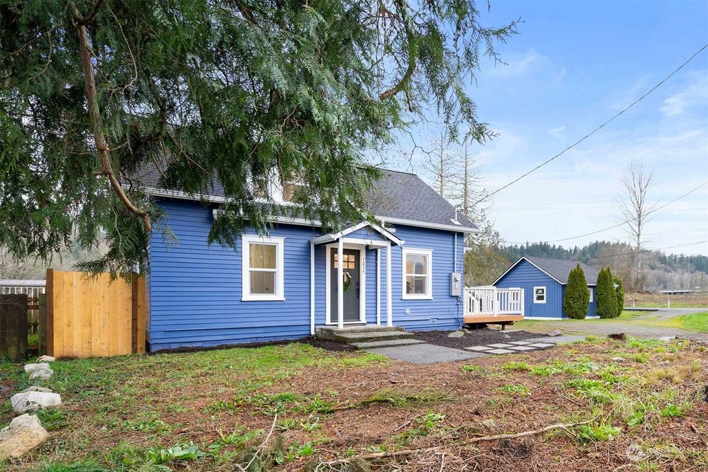 Photo of 1035 Algona Boulevard N, Algona, WA 98001 (MLS # 2317702)