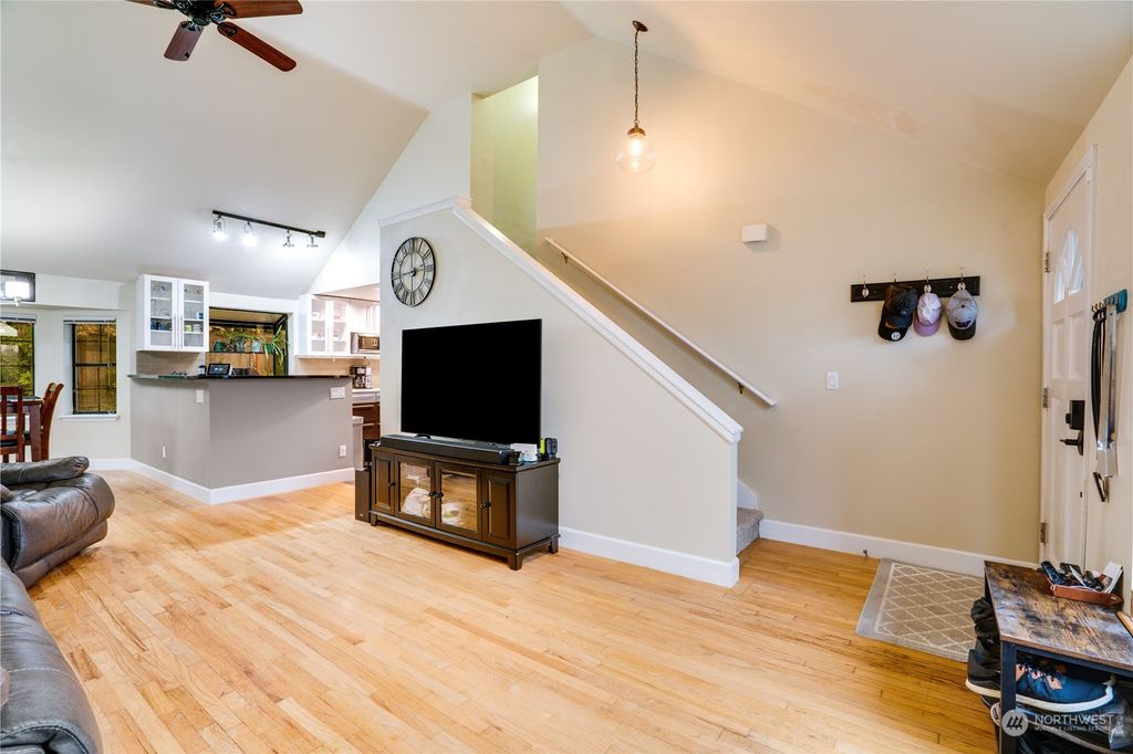 Photo of 3607 Orchard St SE St, Auburn, WA 98092 (MLS # 2283082)