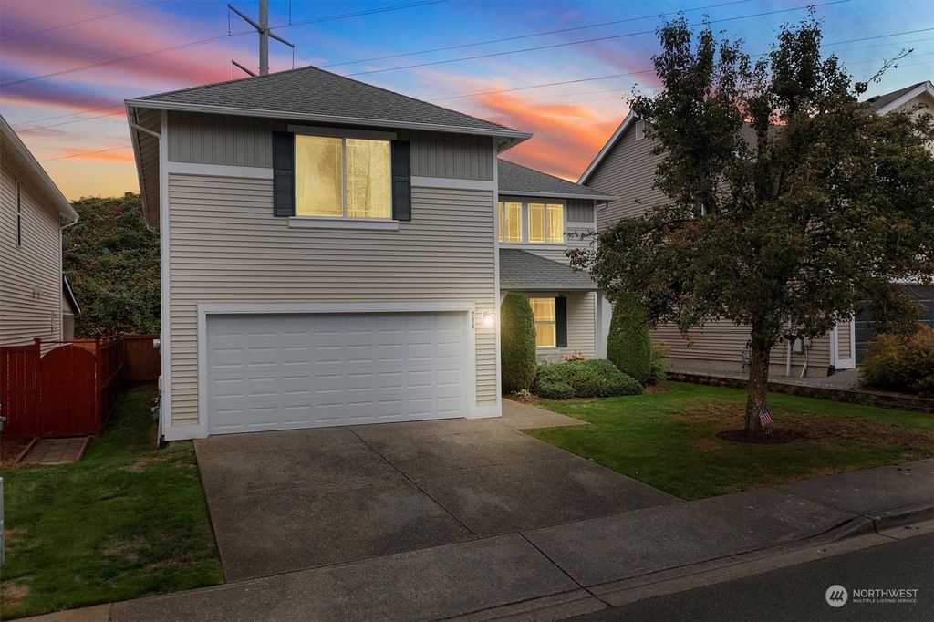 Photo of 284 Ferndale Avenue SE, Renton, WA 98056 (MLS # 2301240)