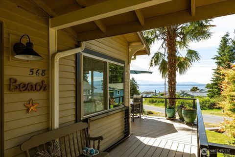 Photo of 568 Dolphin Drive DR, Freeland, WA 98249 (MLS # 2527323)
