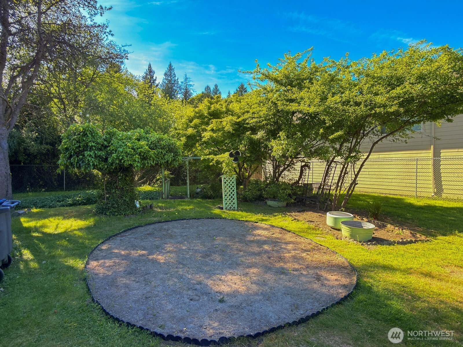 638 S 160th Street