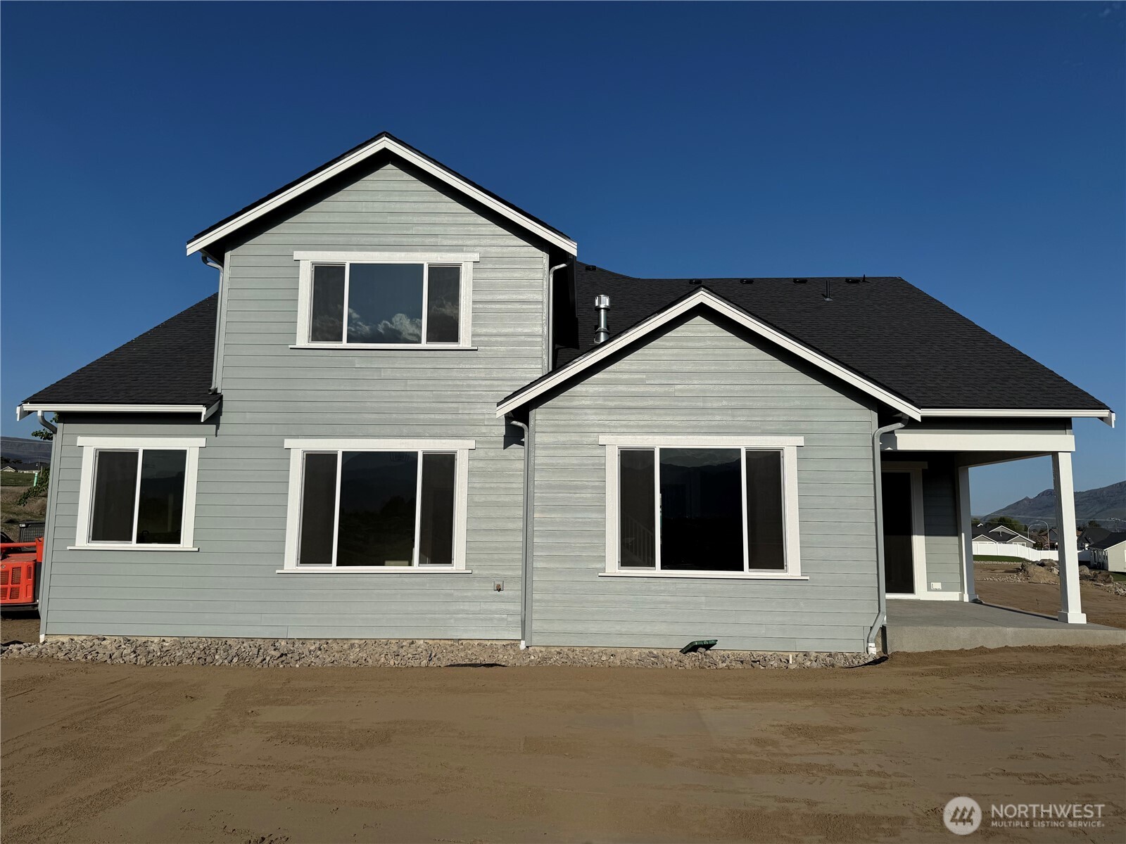 East Wenatchee, Washington 98802, United States, 3 Bedrooms Bedrooms, ,3 BathroomsBathrooms,Residential,Active,122658