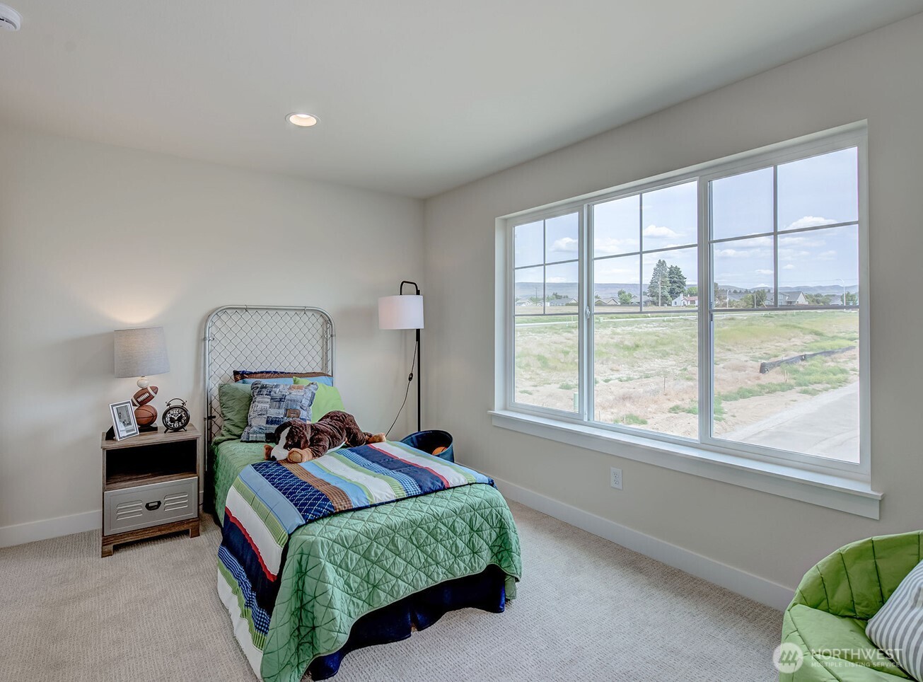 East Wenatchee, Washington 98802, United States, 3 Bedrooms Bedrooms, ,3 BathroomsBathrooms,Residential,Active,122658