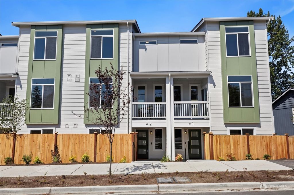 Photo of 17002 13th Avenue W #C3, Lynnwood, WA 98037 (MLS # 2267564)