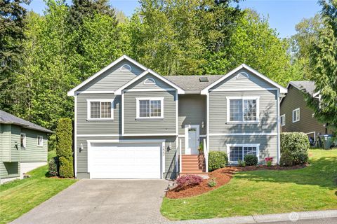Photo of 223 Milton Street, Bellingham, WA 98229 (MLS # 2512994)