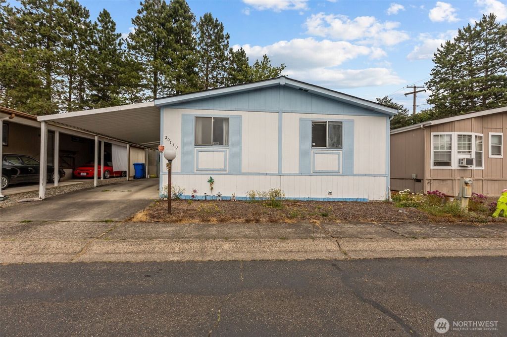 Photo of 20750 113th Place SE, Kent, WA 98031 (MLS # 2398633)