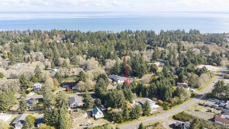 889 Falls of Clyde Loop SE