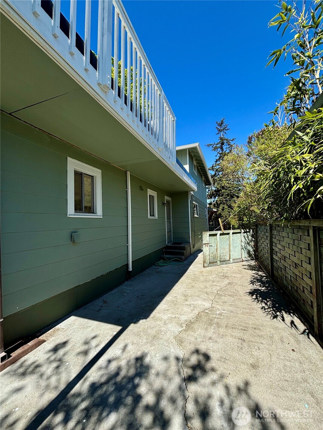 1145 Blaine Street