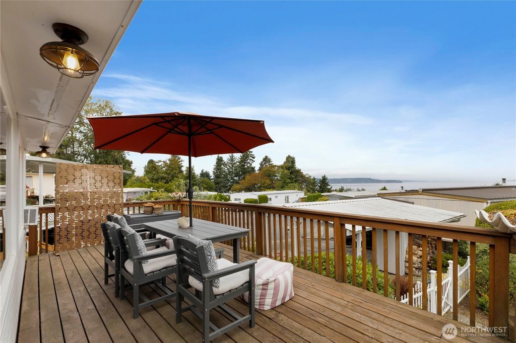 Photo of 29020 1st Avenue #37, Des Moines, WA 98198 (MLS # 2430231)