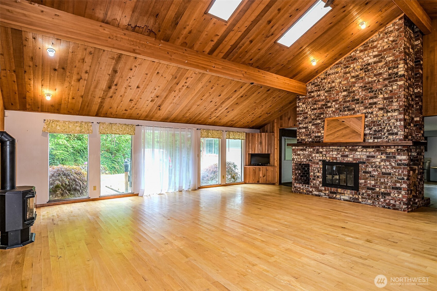 4802 Olympic Highway