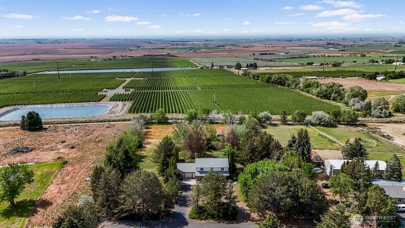 5207 NW Painted Hills Road