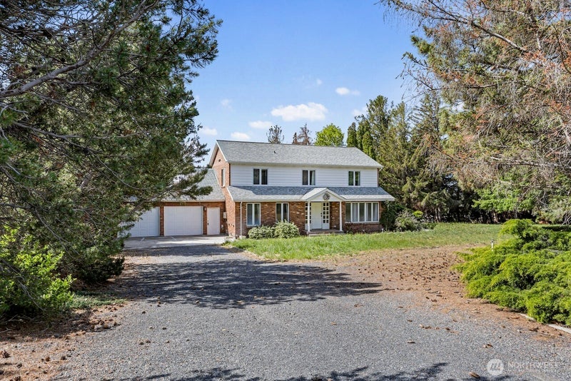 5207 NW Painted Hills Road