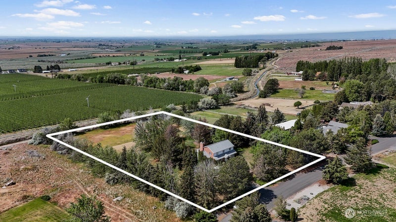 5207 NW Painted Hills Road