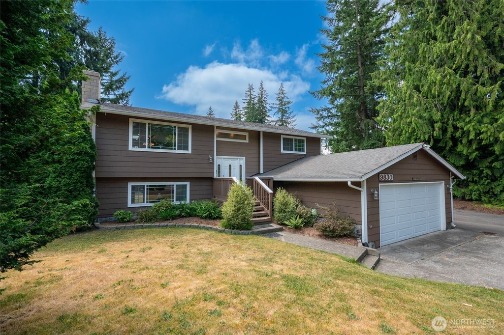 Photo of 9830 220th Place SE, Snohomish, WA 98296 (MLS # 2412614)