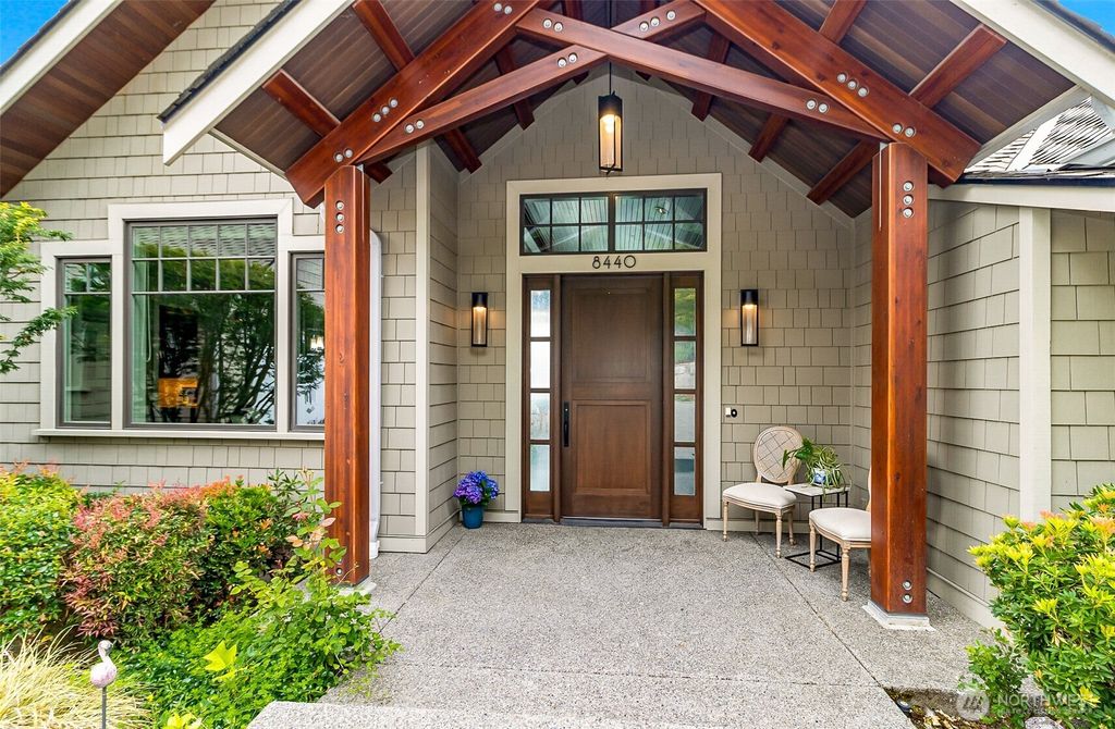 Photo of 8440 Benotho Place, Mercer Island, WA 98040 (MLS # 2398266)
