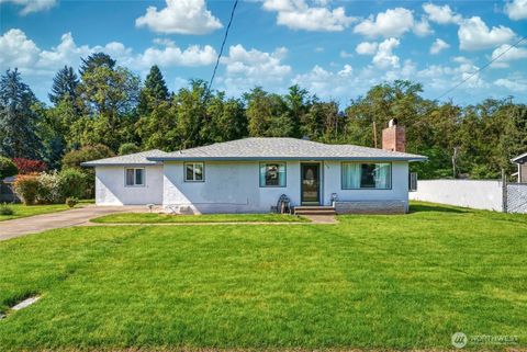 Photo of 636 Pierce Street, Milton-Freewater, OR 97862 (MLS # 2517651)