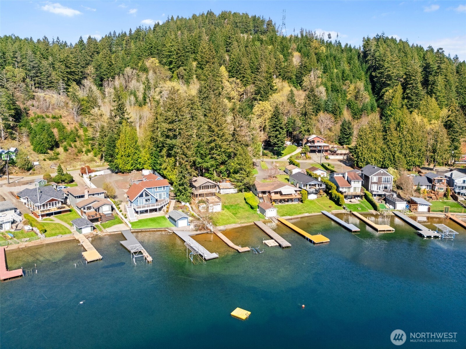 1521 Summit Lake Shore Road NW