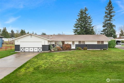 Photo of 11015 SE 291st Street, Auburn, WA 98092 (MLS # 2459586)
