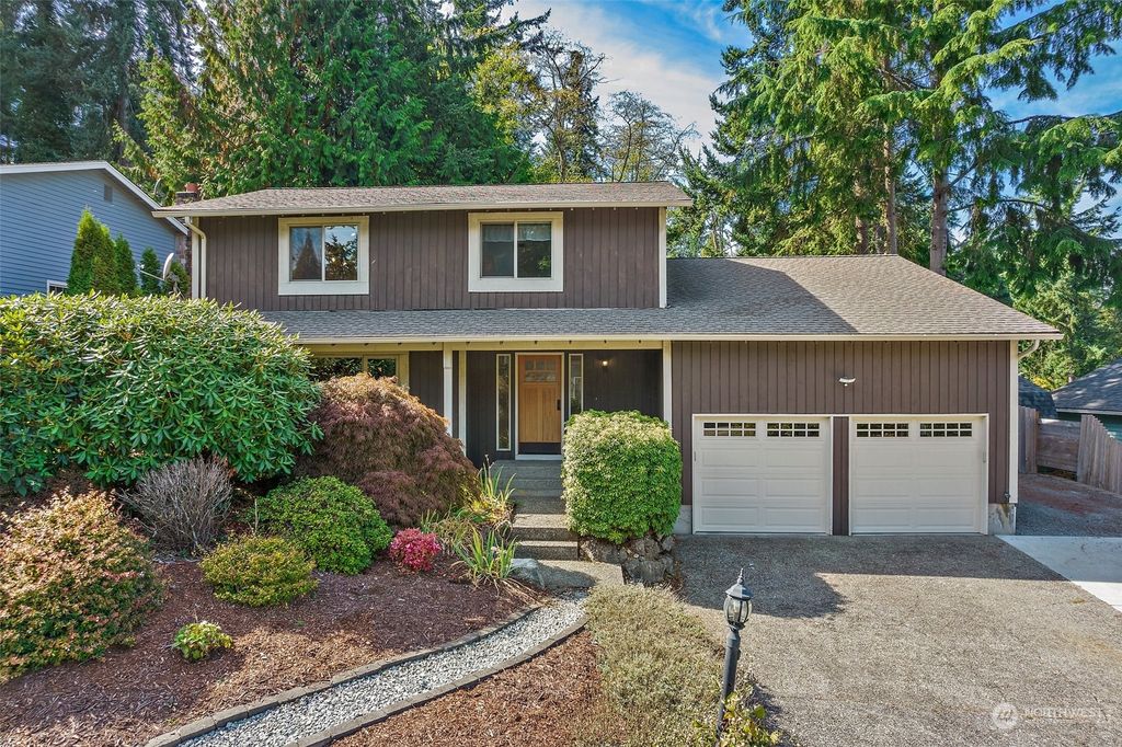 Photo of 29333 13th Ave Ave S, Federal Way, WA 98003 (MLS # 2161098)