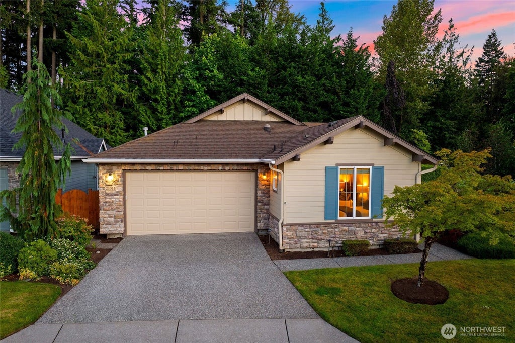 Photo of 23011 NE 124th Place, Redmond, WA 98053 (MLS # 2550334)