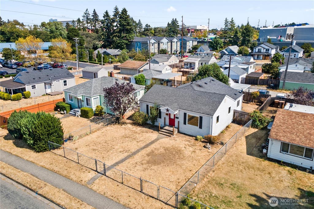 Photo of 4813 S Oakes Street, Tacoma, WA 98409 (MLS # 2575037)
