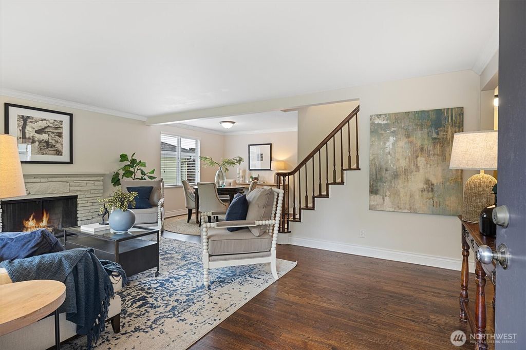 Photo of 6215 41st Avenue NE, Seattle, WA 98115 (MLS # 2396375)