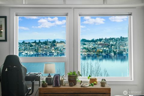 Photo of 2401 8th Avenue N #202, Seattle, WA 98109 (MLS # 2474702)