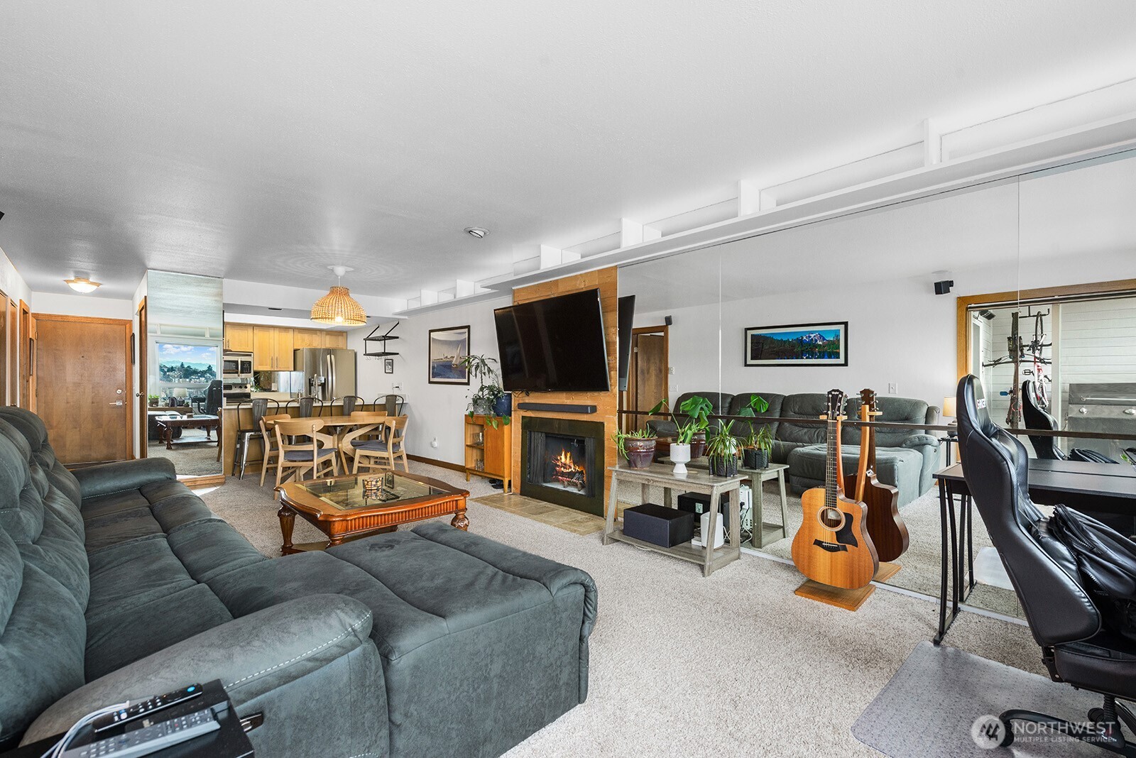 2401 8th Avenue N 202