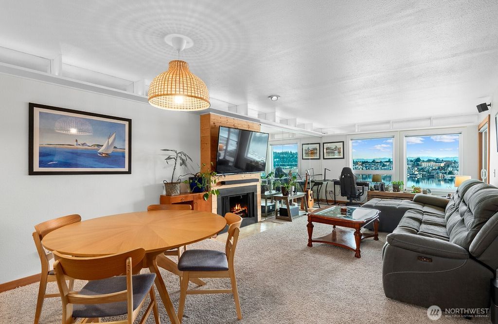 Photo of 2401 8th Avenue N #202, Seattle, WA 98109 (MLS # 2474702)