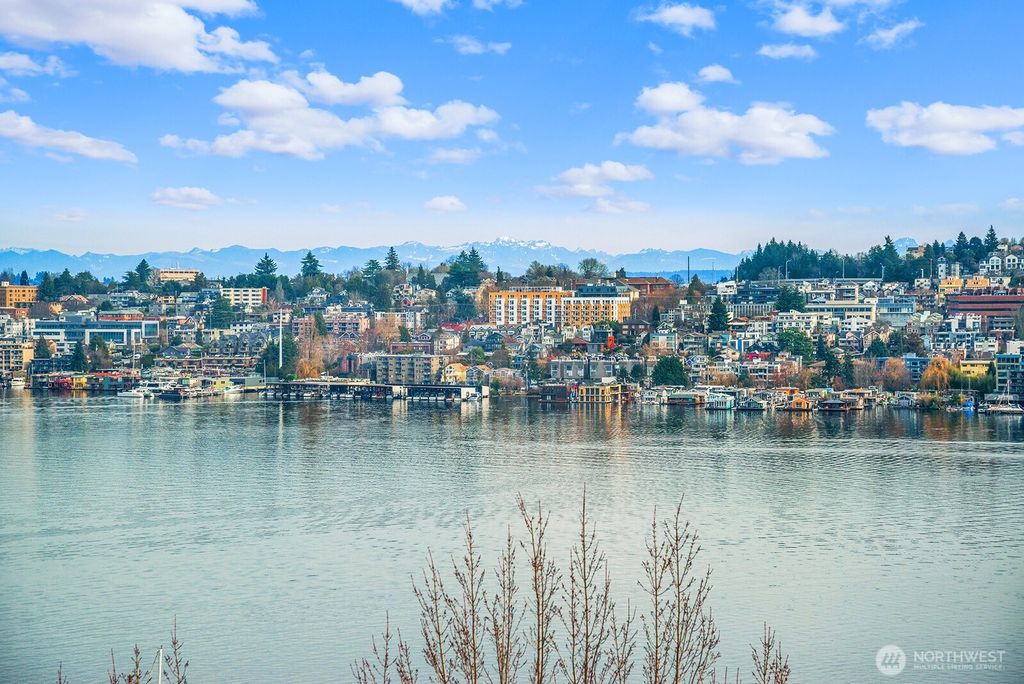 Photo of 2401 8th Avenue N #202, Seattle, WA 98109 (MLS # 2474702)