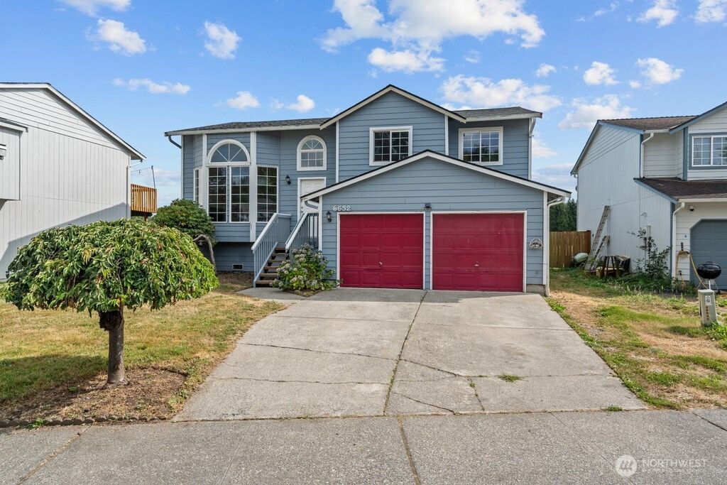Photo of 6532 94th Street NE, Marysville, WA 98270 (MLS # 2420278)