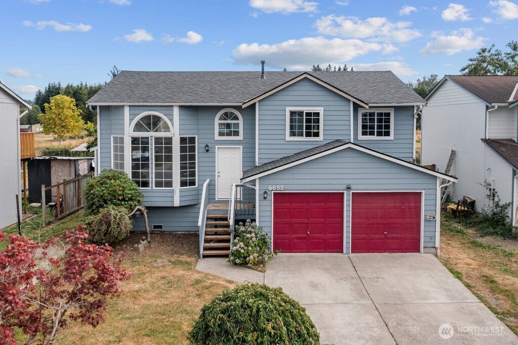 Photo of 6532 94th Street NE, Marysville, WA 98270 (MLS # 2420278)