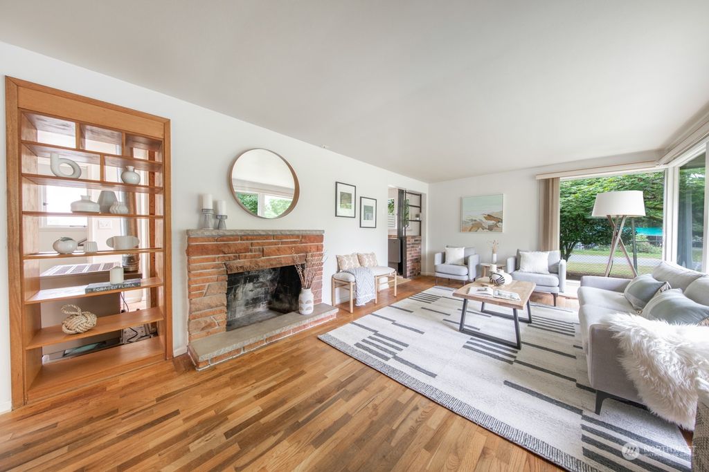 Photo of 1605 N 143rd Street, Seattle, WA 98133 (MLS # 2076444)