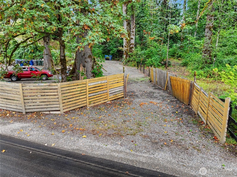 38311 Enumclaw Franklin Road SE