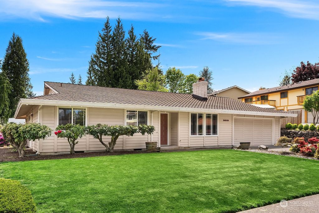Photo of 14315 SE 162nd Place, Renton, WA 98058 (MLS # 2234161)