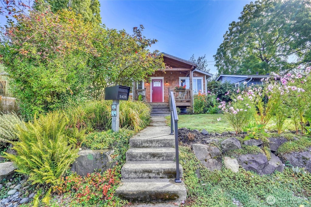 Photo of 5428 25th Avenue SW, Seattle, WA 98106 (MLS # 2588304)