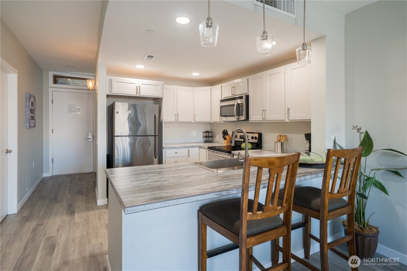 2220 W Woodin Avenue 305