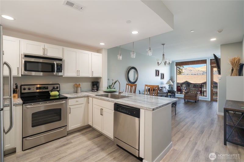 2220 W Woodin Avenue 305