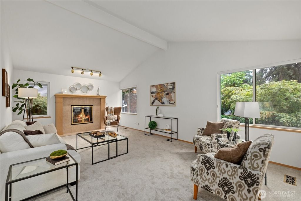 Photo of 19220 37th Avenue NE, Lake Forest Park, WA 98155 (MLS # 2375632)