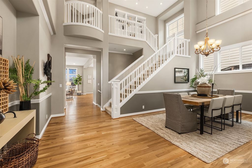 Photo of 732 Summerhill Ridge Drive NW, Issaquah, WA 98027 (MLS # 2325476)