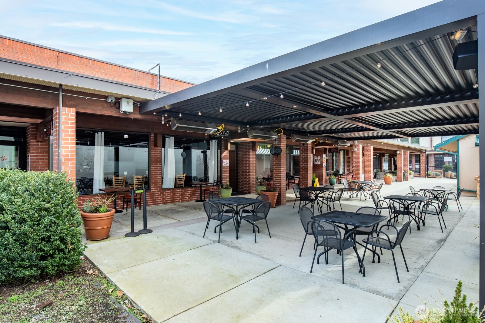 320 W Harrison Street