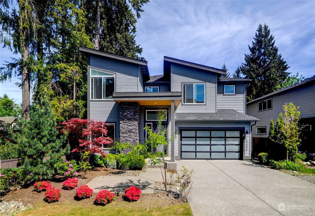 Photo of 13480 NE 110th Place, Redmond, WA 98052 (MLS # 2238812)