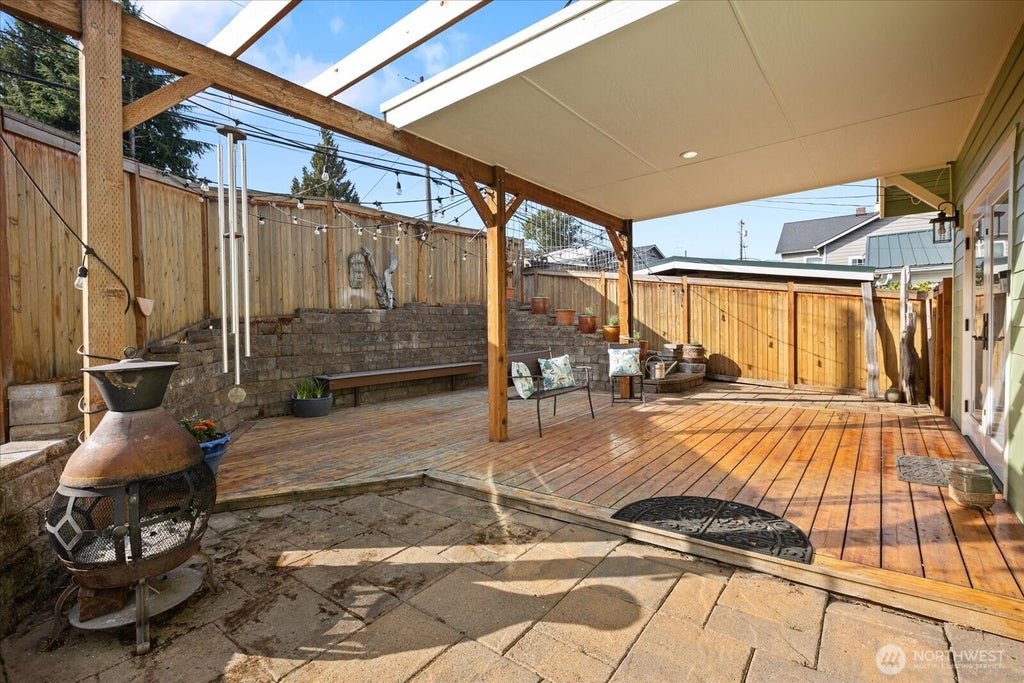 Photo of 916 E Marine View Drive, Everett, WA 98201 (MLS # 2586881)