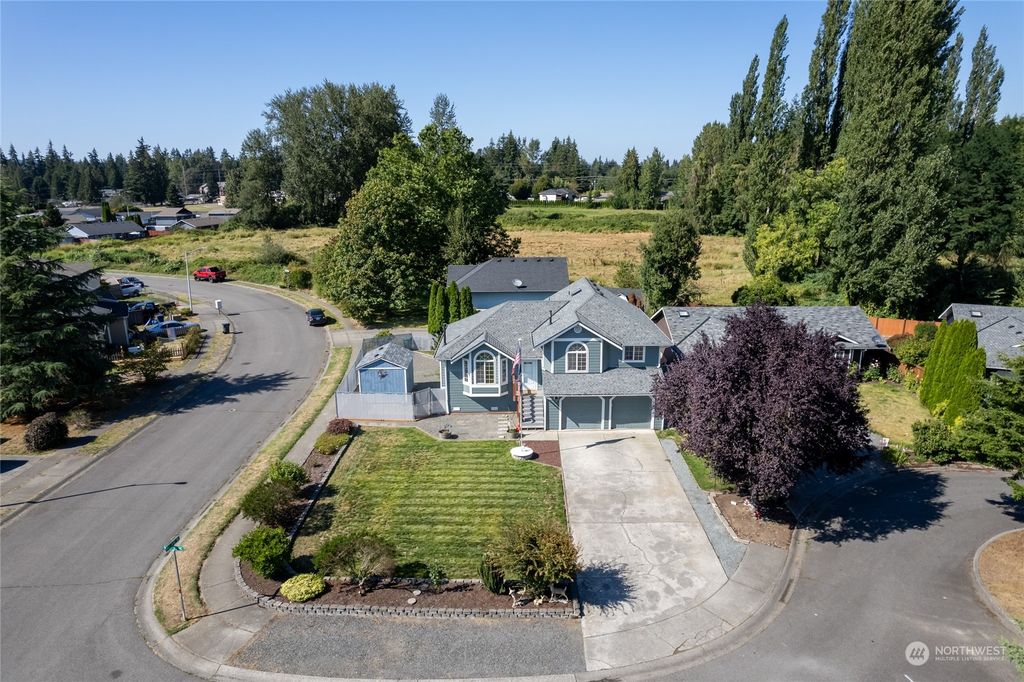 Photo of 5401 96th Place NE, Marysville, WA 98270 (MLS # 2283196)