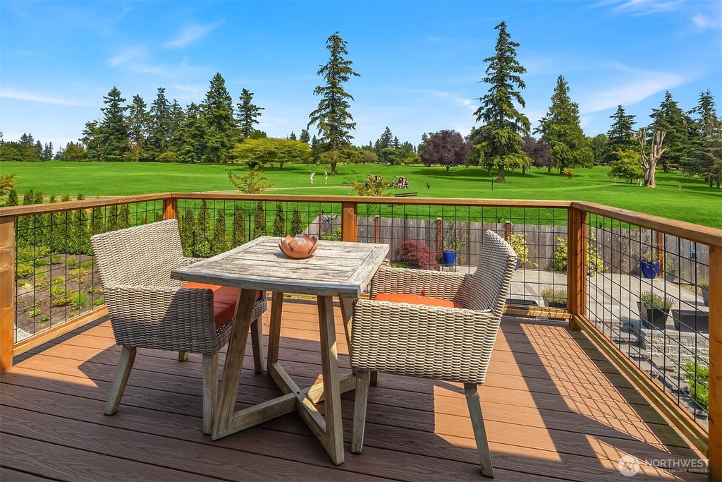 Photo of 419 Rockefeller Avenue, Everett, WA 98201 (MLS # 2558345)