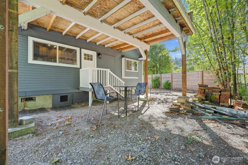 1533 Northcliff Road