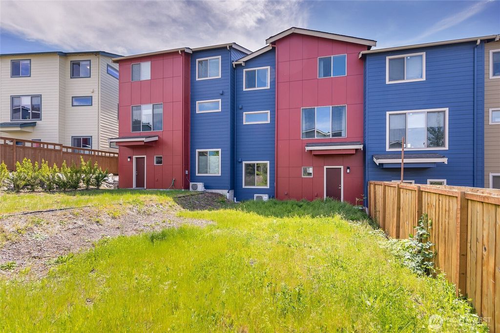 Photo of 1066 sw 99th pl PL #55, Seattle, WA 98106 (MLS # 2528450)