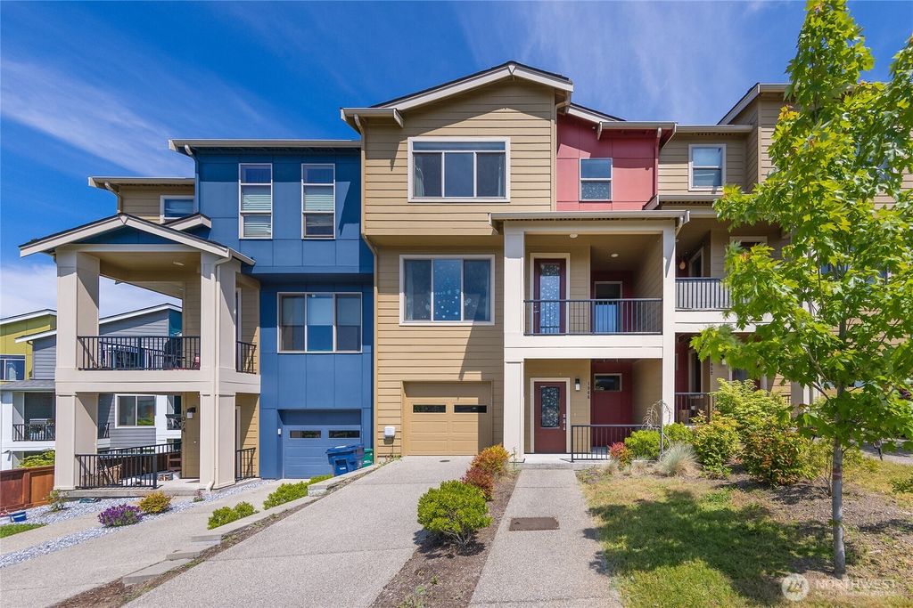 Photo of 1066 sw 99th pl PL #55, Seattle, WA 98106 (MLS # 2528450)