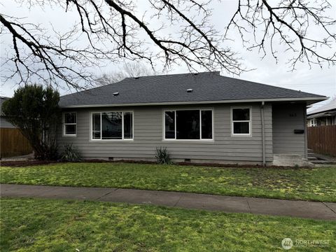 961 17th Avenue Longview WA 98632