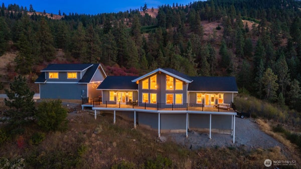5342 WHISPERING RIDGE DR, WENATCHEE, WA 98801 - Image e2911fe0a33a38f30948d3165ebcf61d/3531371007